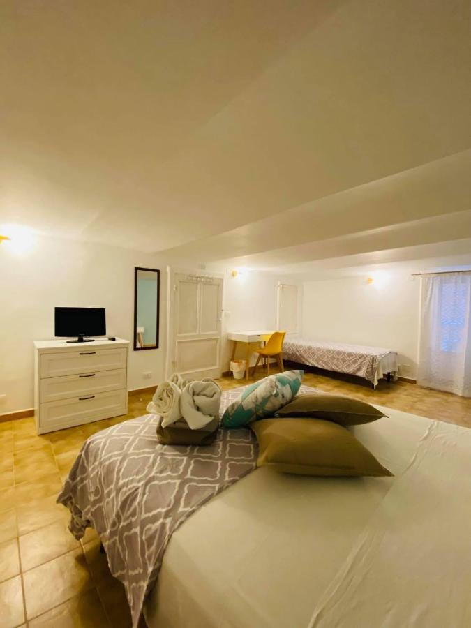 Vico Gli Scalzi Appartement Gaeta Buitenkant foto